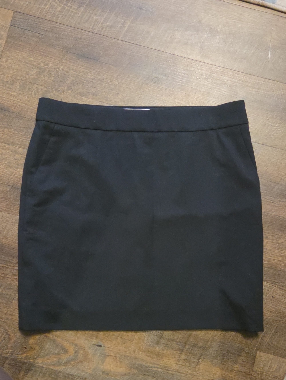 Banana Republic Black Mini Skirt - Classic Straight Cut